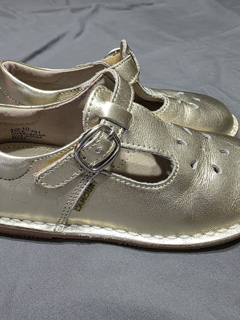 L'Amour Metallic Gold Girls' Mary Jane Dress Shoes